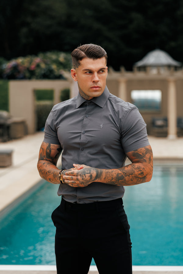 Father Sons Muscle Fit Advanced Stretch Charcoal Short Sleeve with Cutaway Collar - FS1206
